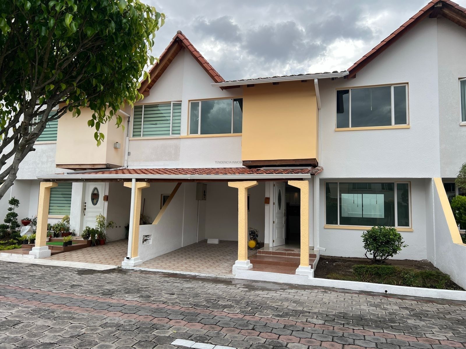 CASA EN VENTA SECTOR MIRASIERRA